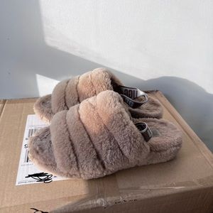 Ugg fuzzy slides